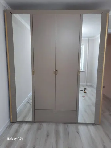 Новый 4х дверный шкаф - Детские товары в Чебоксары