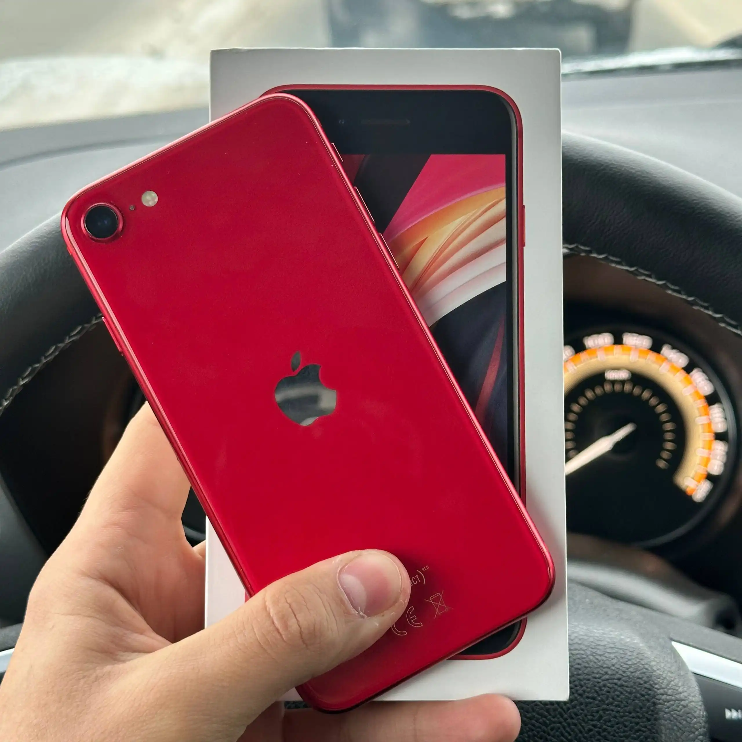 Продам iPhone SE 2020 128GB - Смартфоны (Электроника) в Чебоксары