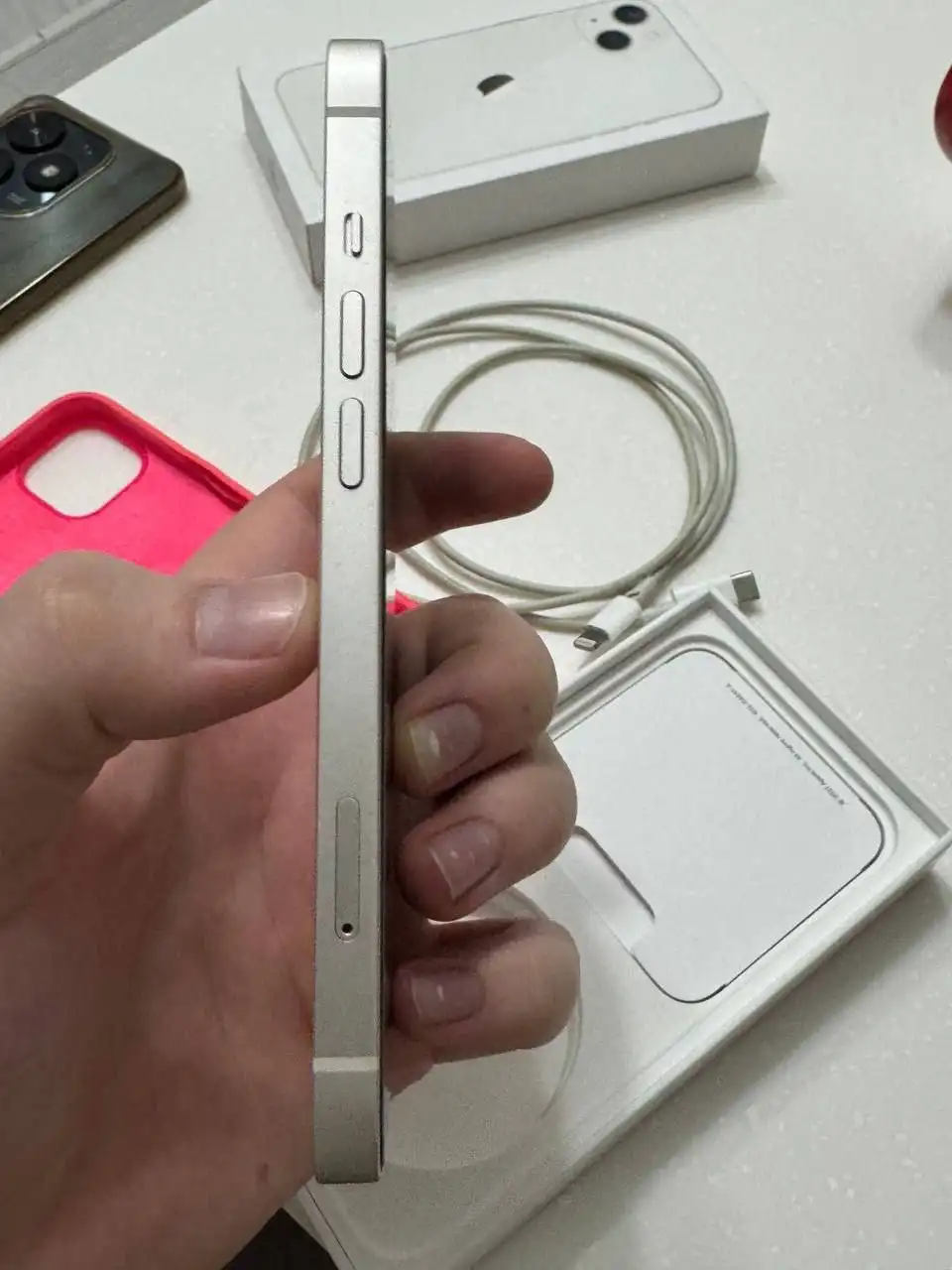 iPhone 13 512GB белый 74% аккумулятор - Смартфоны (Электроника) в Чебоксары