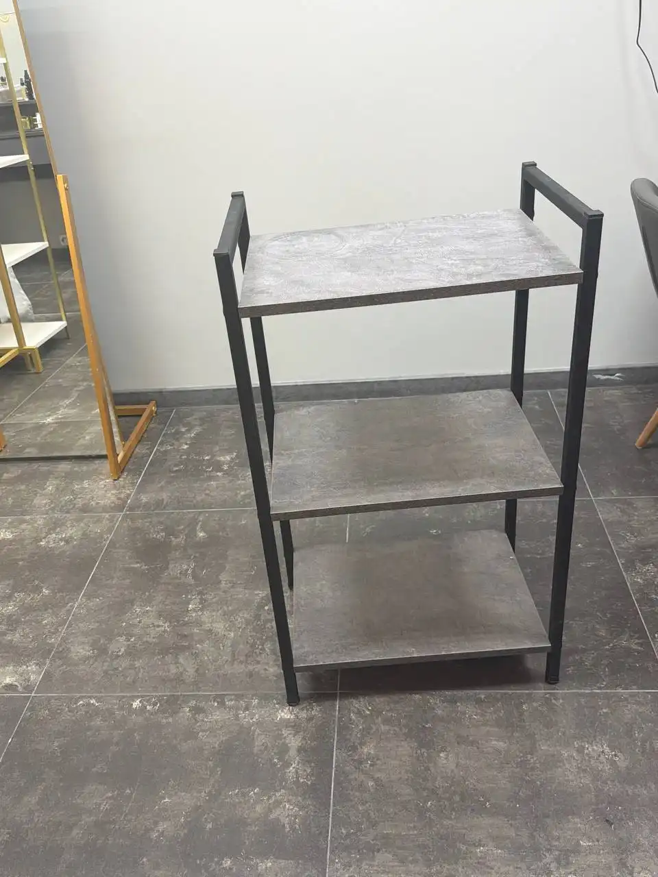 Продажа туалетного столика, этажерки, стеллажа и других предметов интерьера - Предметы интерьера (Барахолка) в Чебоксары