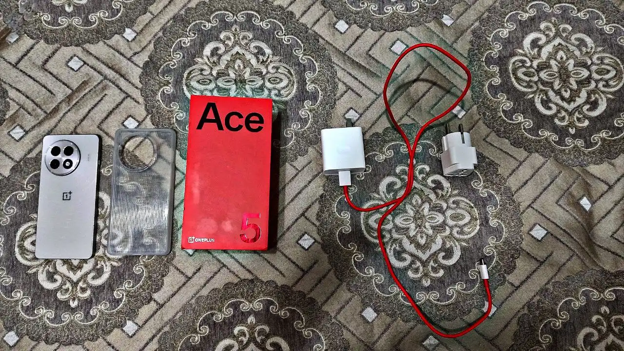 OnePlus Ace 5 12/256гб белый - Смартфоны (Электроника) в Чебоксары