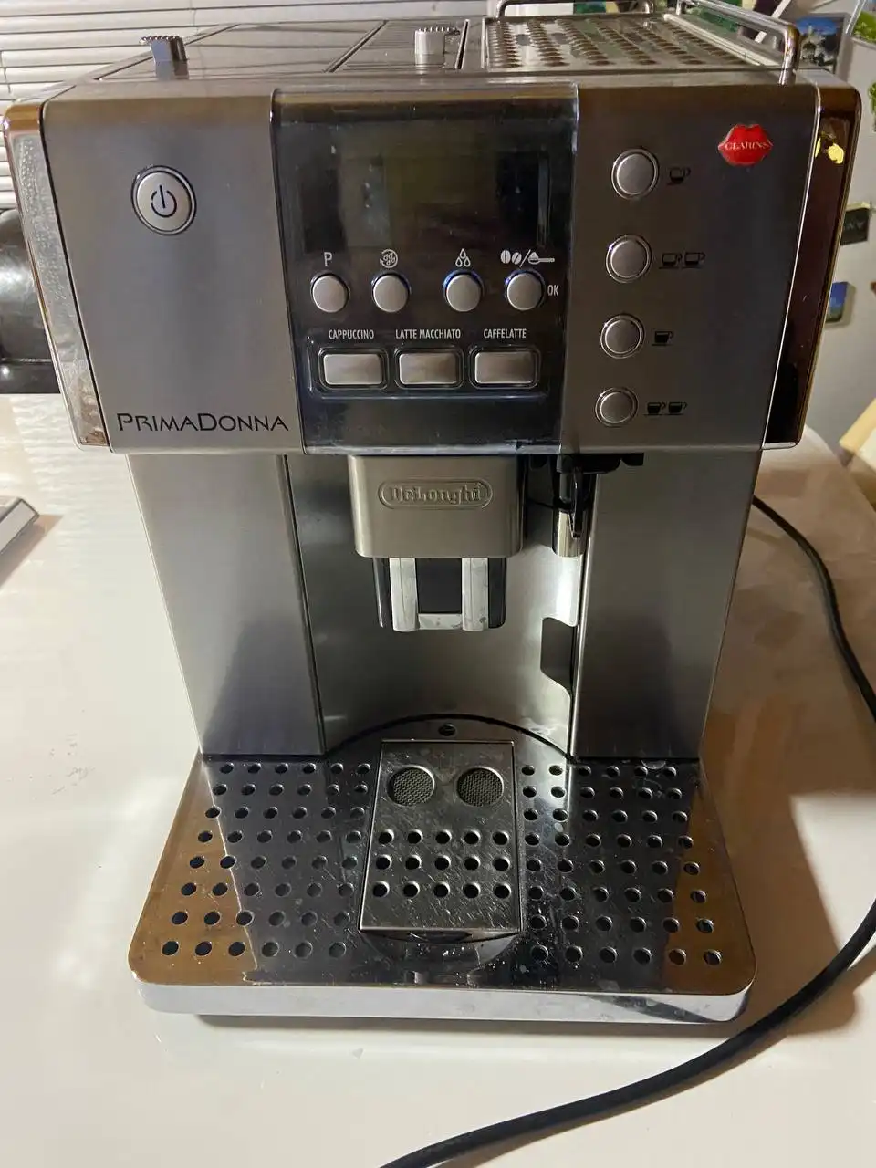 Кофемашина б/у - Кухонная техника (Электроника) в Чебоксары