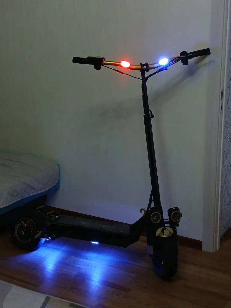 Продам телефон с возможностью обмена - Мобильные телефоны (Электроника) в Чебоксары