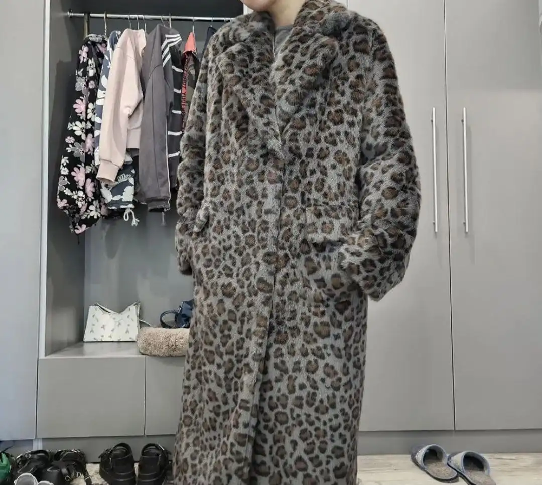 Зимняя шуба из искусственного меха, размер 46 - Верхняя одежда (Одежда) в Чебоксары