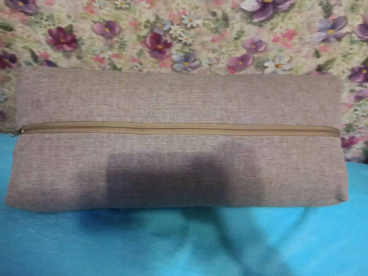 Новые подушки от дивана с чехлами - Барахолка в Чебоксары