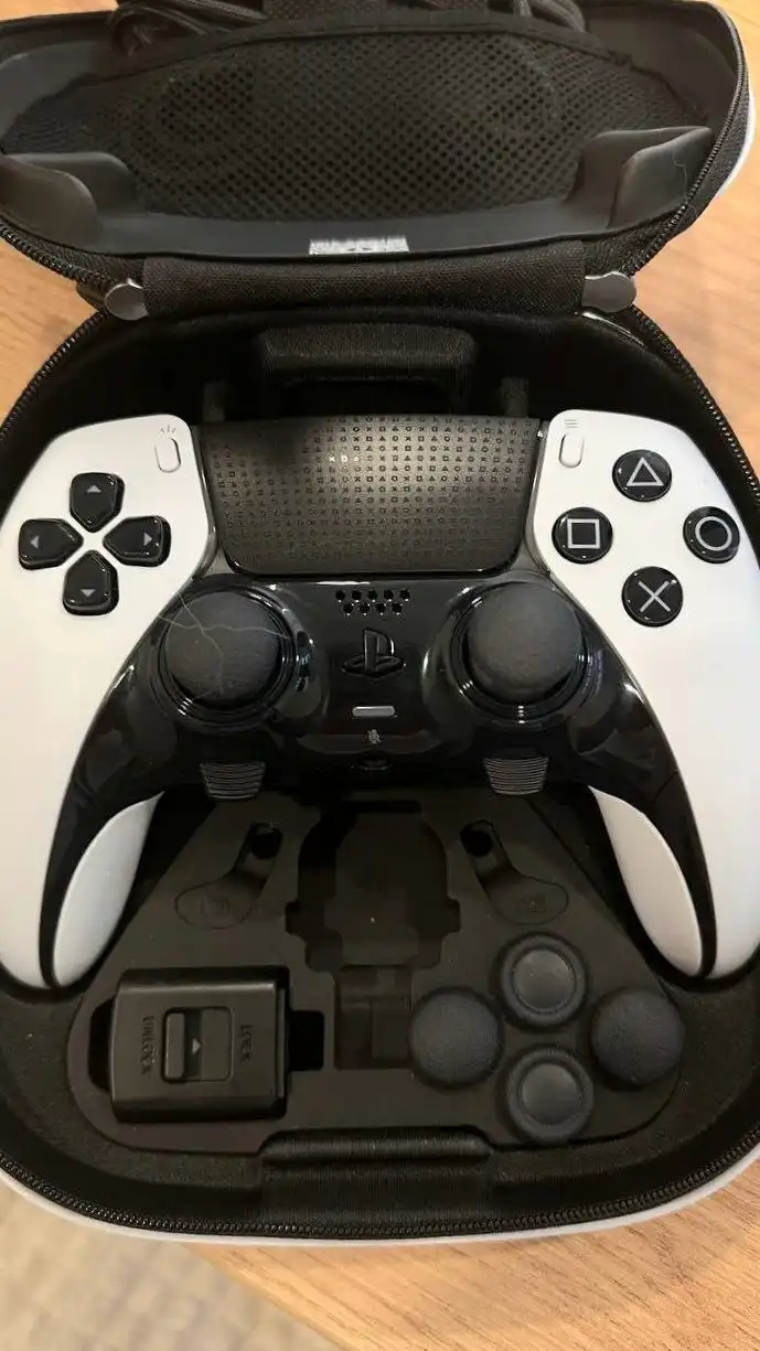 Геймпад DualSense для PS5 (оригинал, б/у) - Игровые аксессуары (Электроника) в Чебоксары