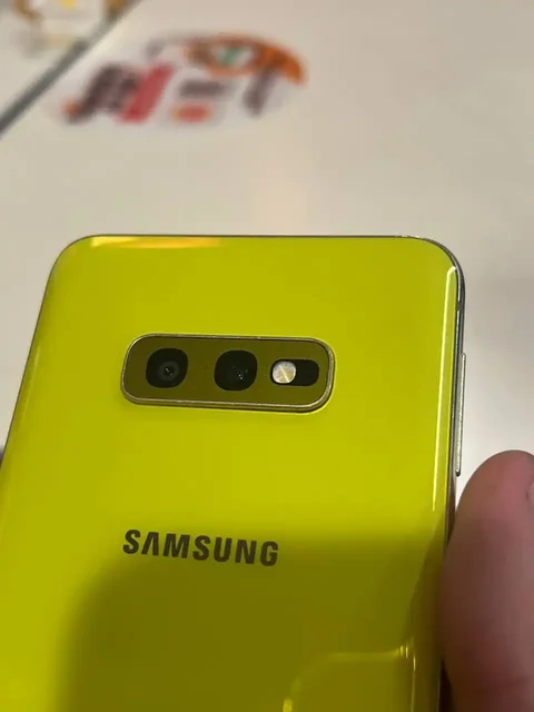 Смартфон Samsung C10e 6/128 в идеальном состоянии - Электроника в Чебоксары