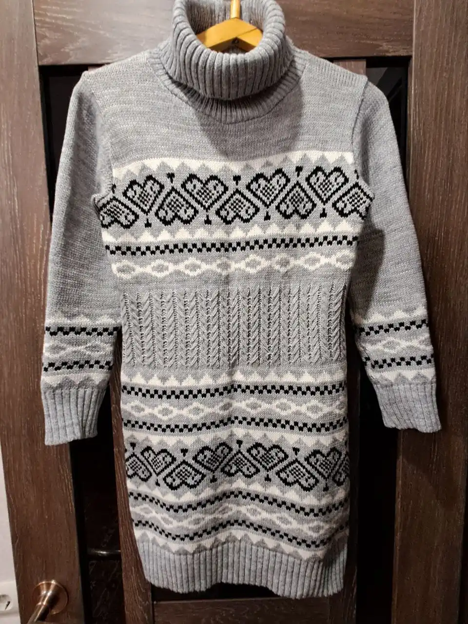 Удлиненный свитер, размеры 42-44-46 - Свитеры (Одежда) в Чебоксары