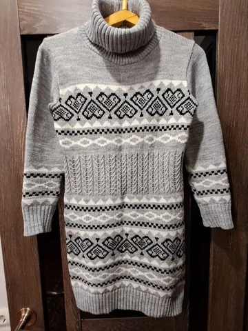 Удлиненный свитер, размеры 42-44-46 - Сумки в Чебоксары