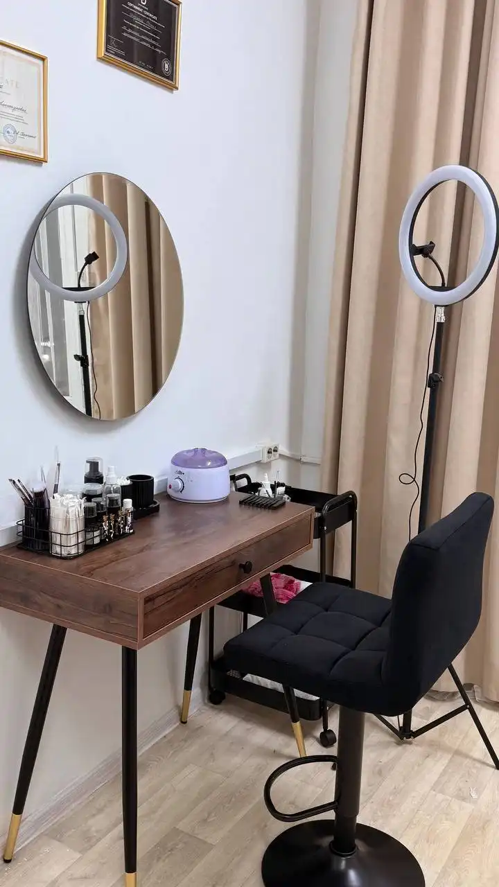 Туалетный столик, зеркало и барный стул для бьюти-сферы и дома - Для дома и дачи в Чебоксары