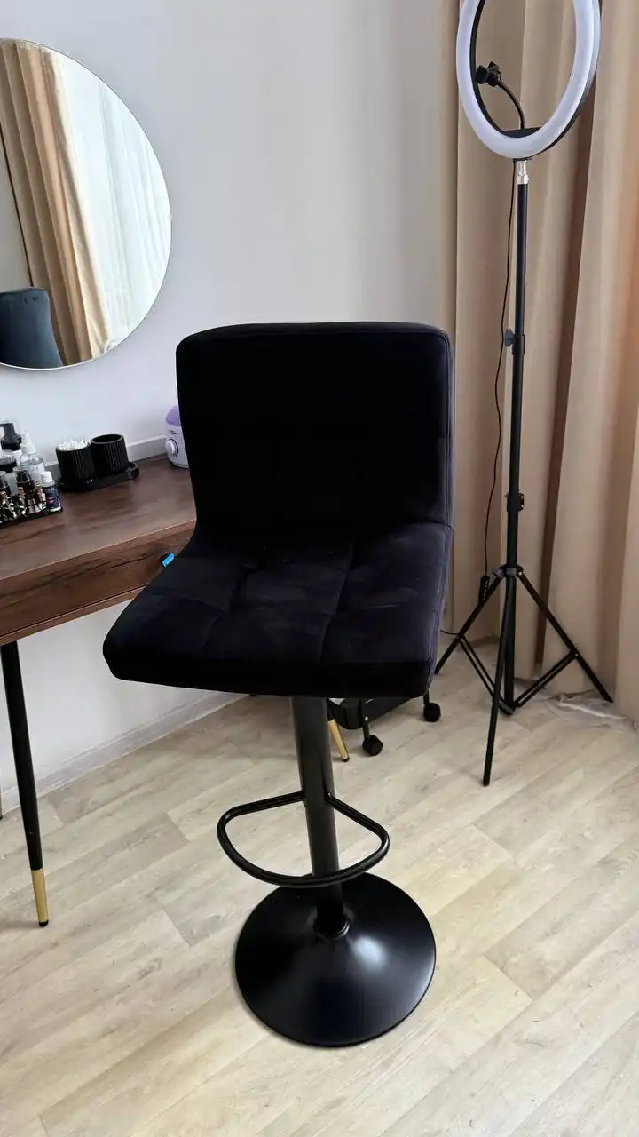 Туалетный столик, зеркало и барный стул для бьюти-сферы и дома - Для дома и дачи в Чебоксары