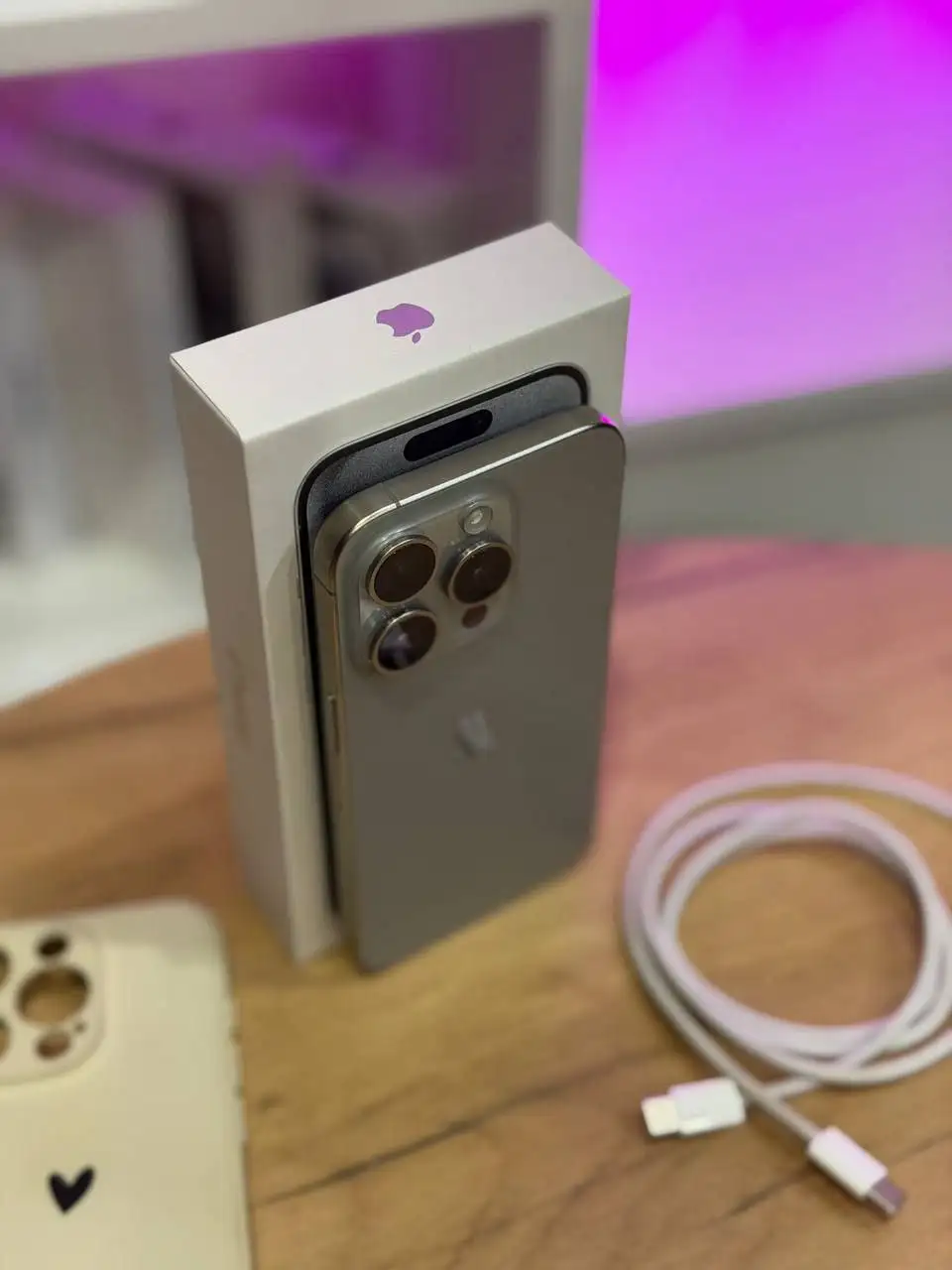 iPhone 15 Pro 128 GB серый - Смартфоны (Электроника) в Чебоксары