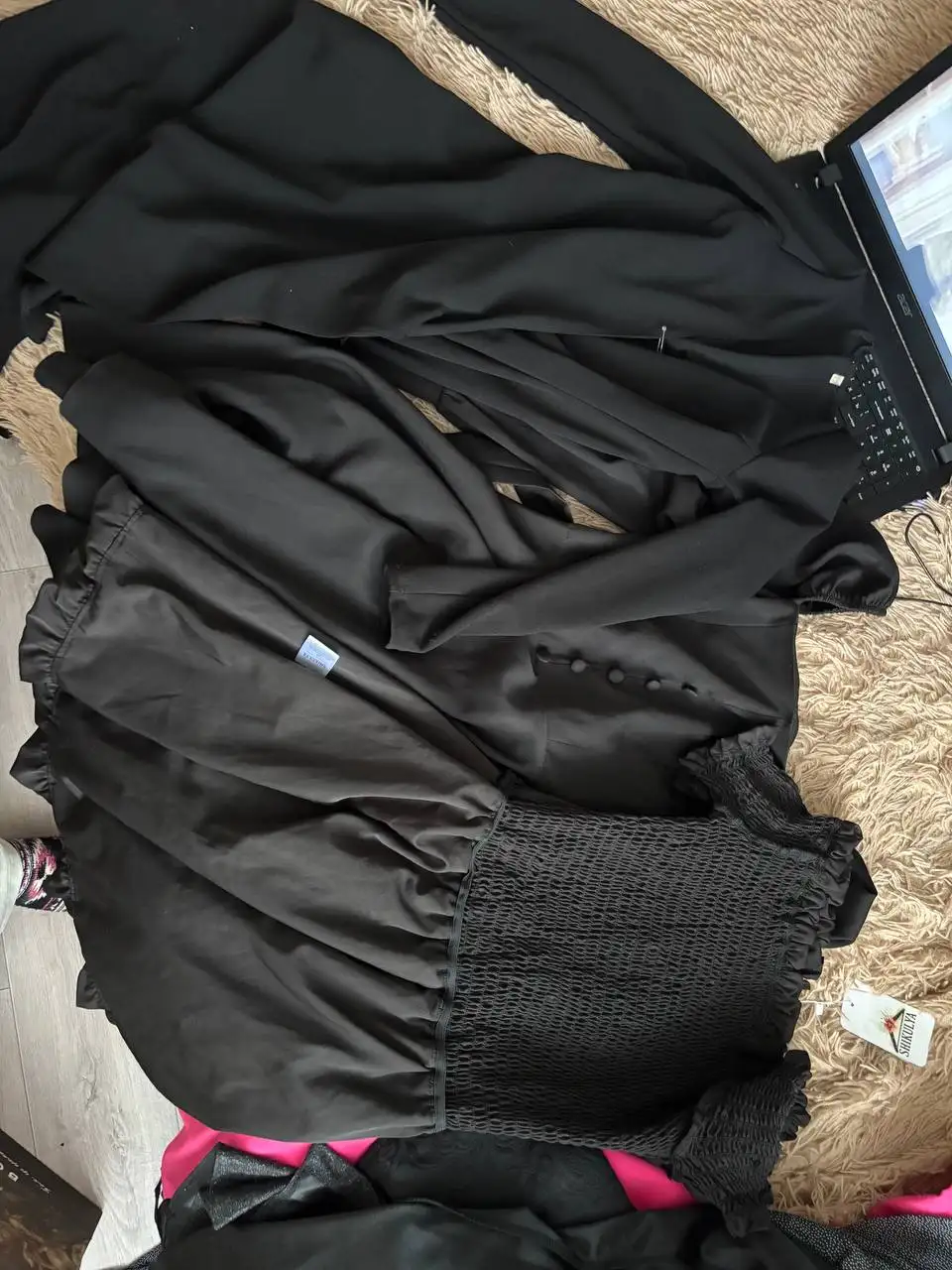 Продам платья, носила 1-2 раза - Платья (Одежда) в Чебоксары