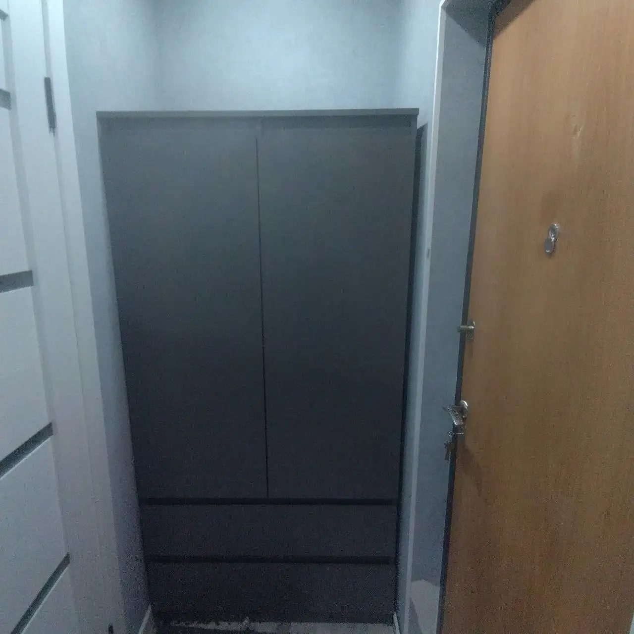 Продам шкаф в хорошем состоянии - Мебель (Для дома и дачи) в Новочебоксарск