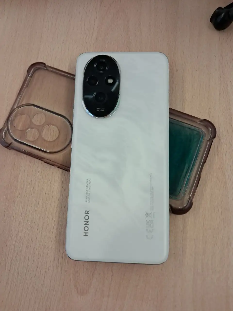 Обмен Honor 200 256/8 - Смартфоны (Электроника) в Чебоксары