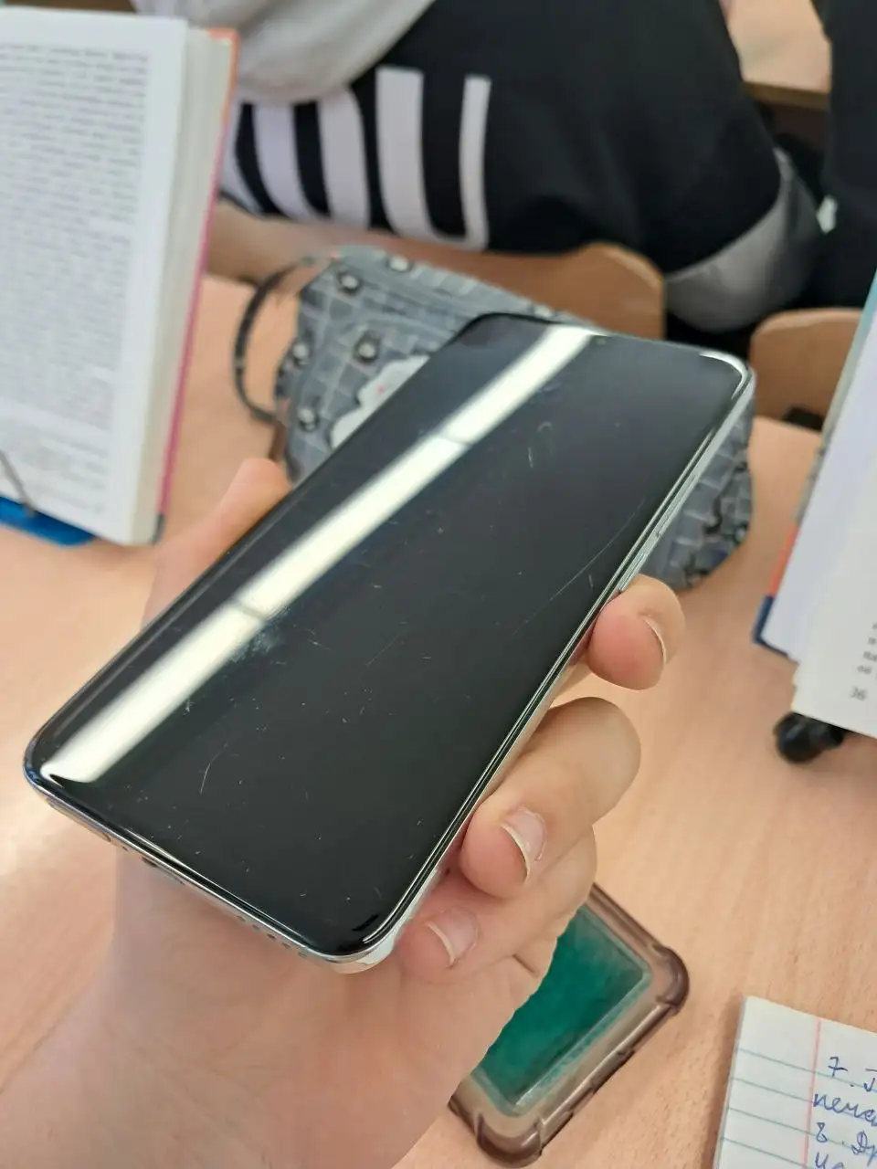 Обмен Honor 200 256/8 - Смартфоны (Электроника) в Чебоксары