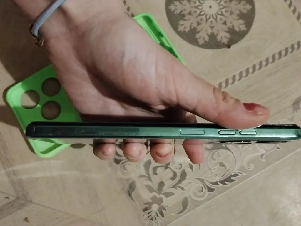 Продам телефон в хорошем состоянии - Электроника в Чебоксары