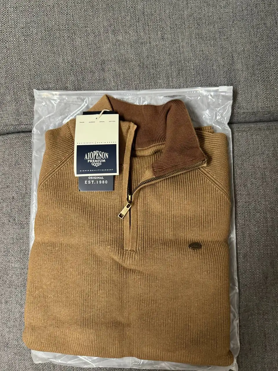 Продажа джемперов в стиле Old money - Верхняя одежда (Одежда) в Чебоксары