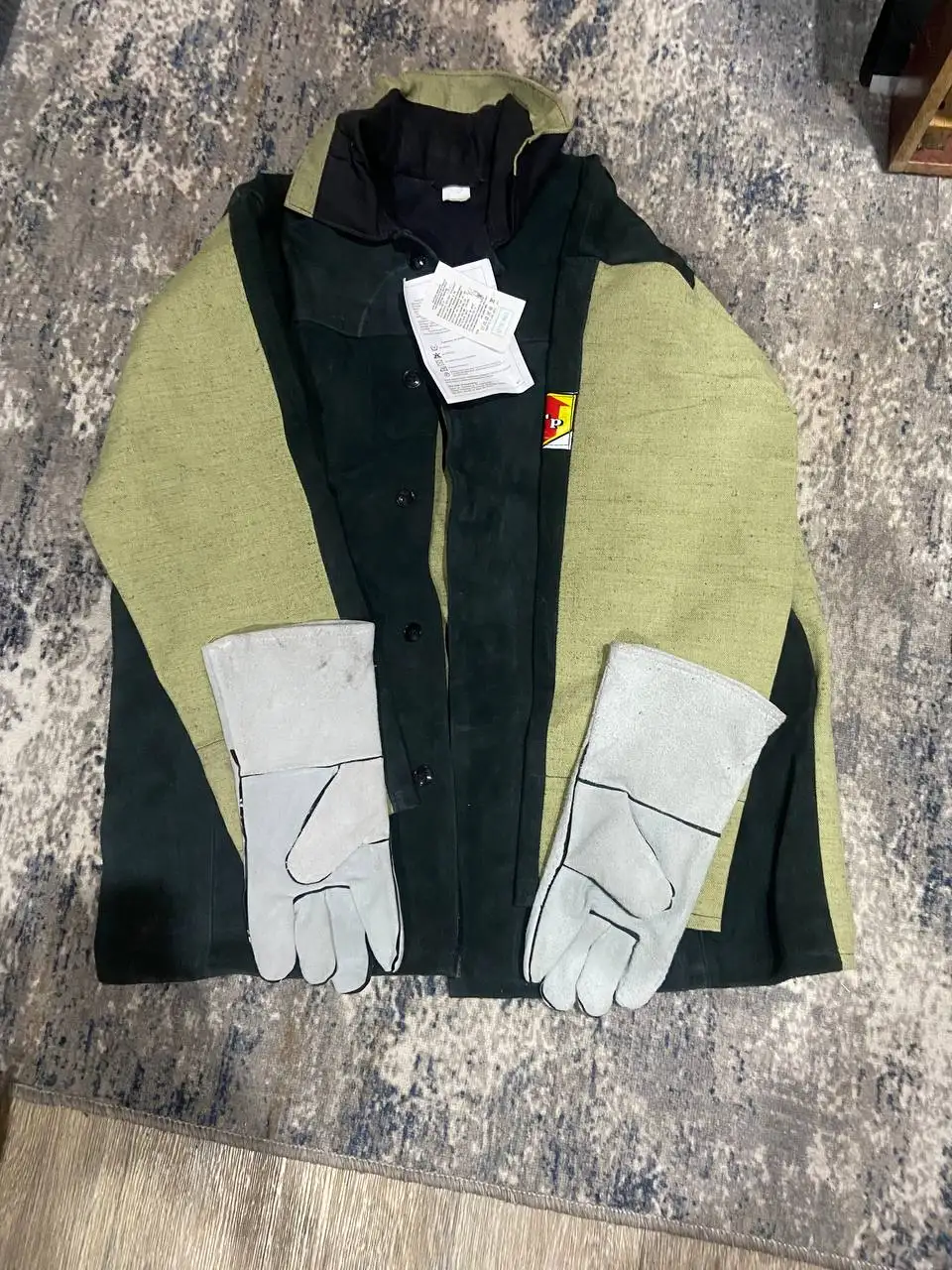 Сварочный костюм 2 комплекта - Спецодежда (Барахолка) в Чебоксары