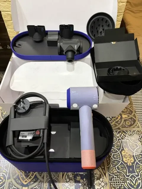 Отдам даром стайлер Дайсон - Термо сумки в Чебоксары