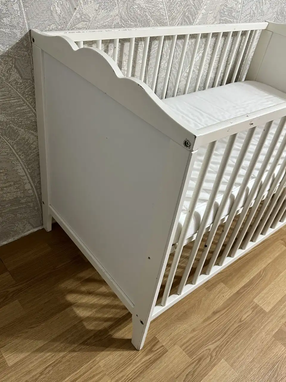 Детская кроватка IKEA с 3 простынями - Кроватки (Товары для детей) в Чебоксары