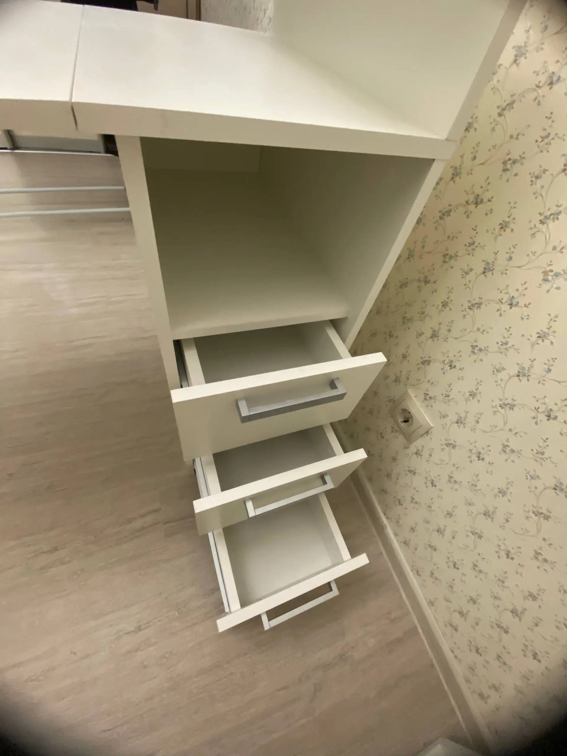 Продам стол - Барахолка в Чебоксары