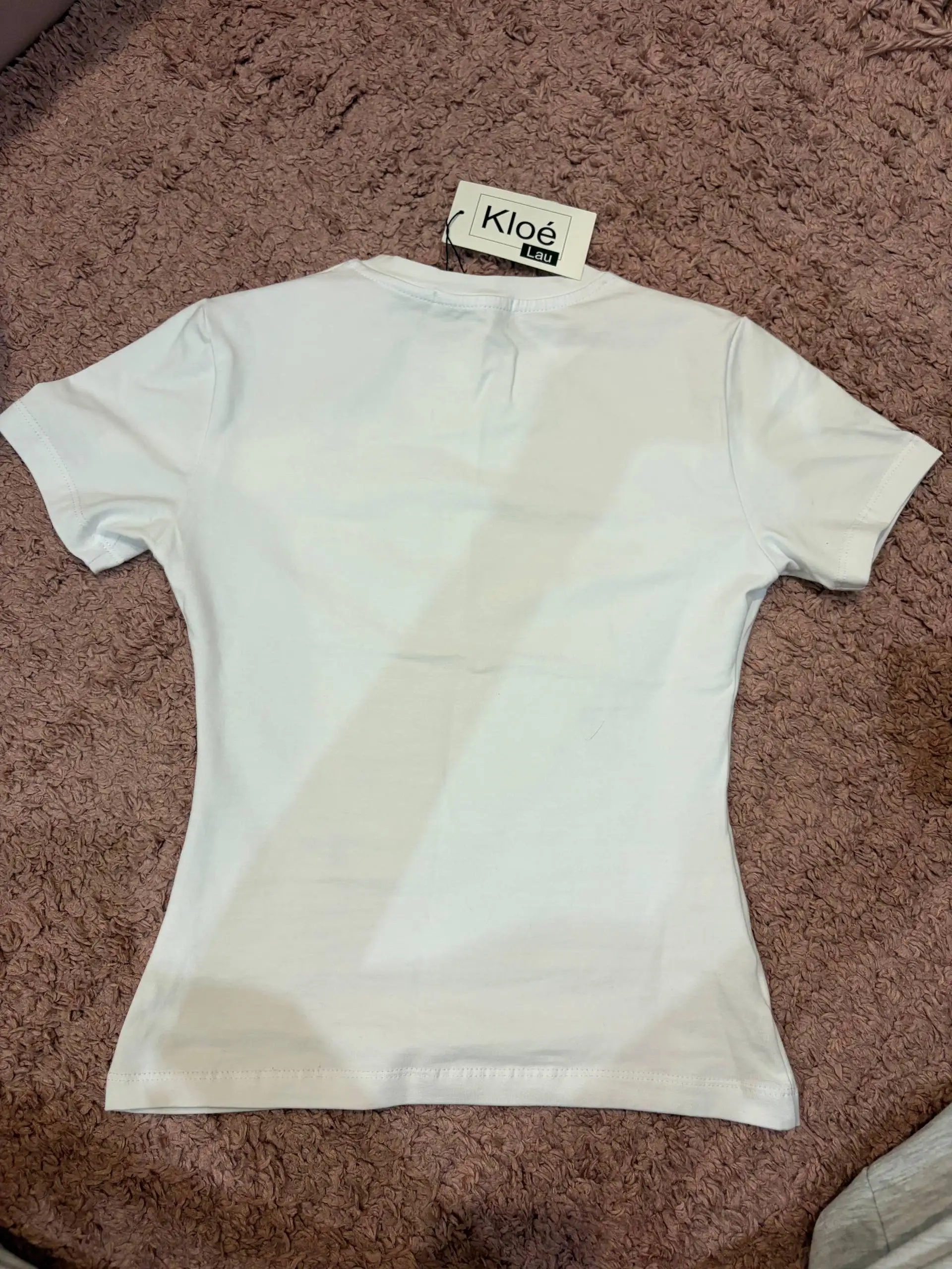 Продажа женской обтягивающей футболки XS - Одежда в Чебоксары