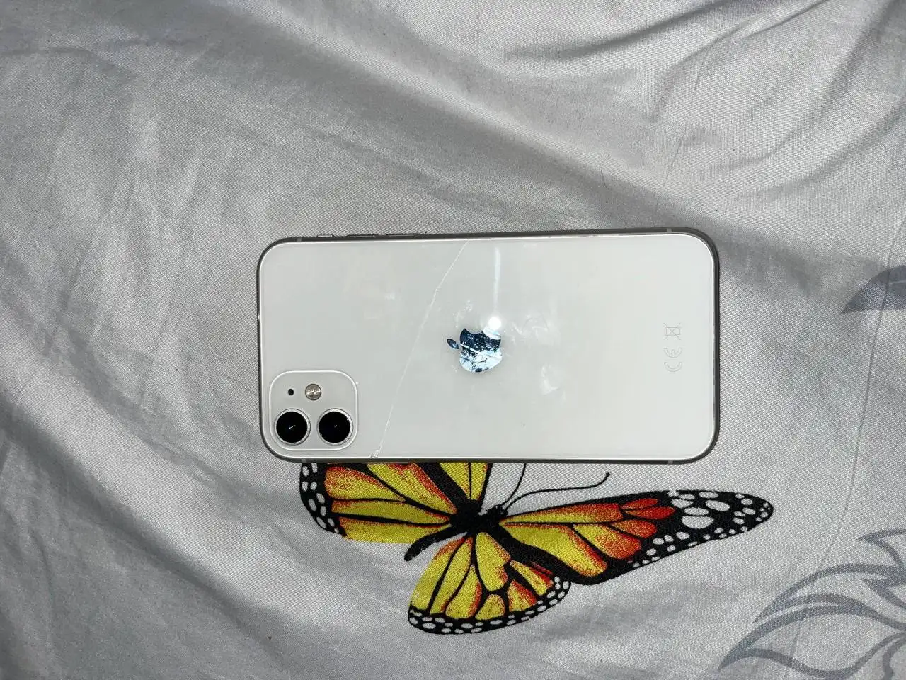 Обмен или продажа iPhone 11 и iPhone 8 - Смартфоны (Электроника) в Чебоксары