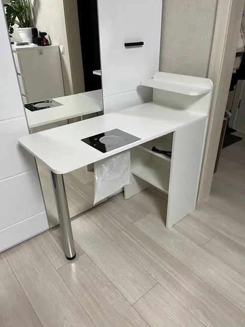 Маникюрный стол с вытяжкой - Готовый бизнес и оборудование в Чебоксары