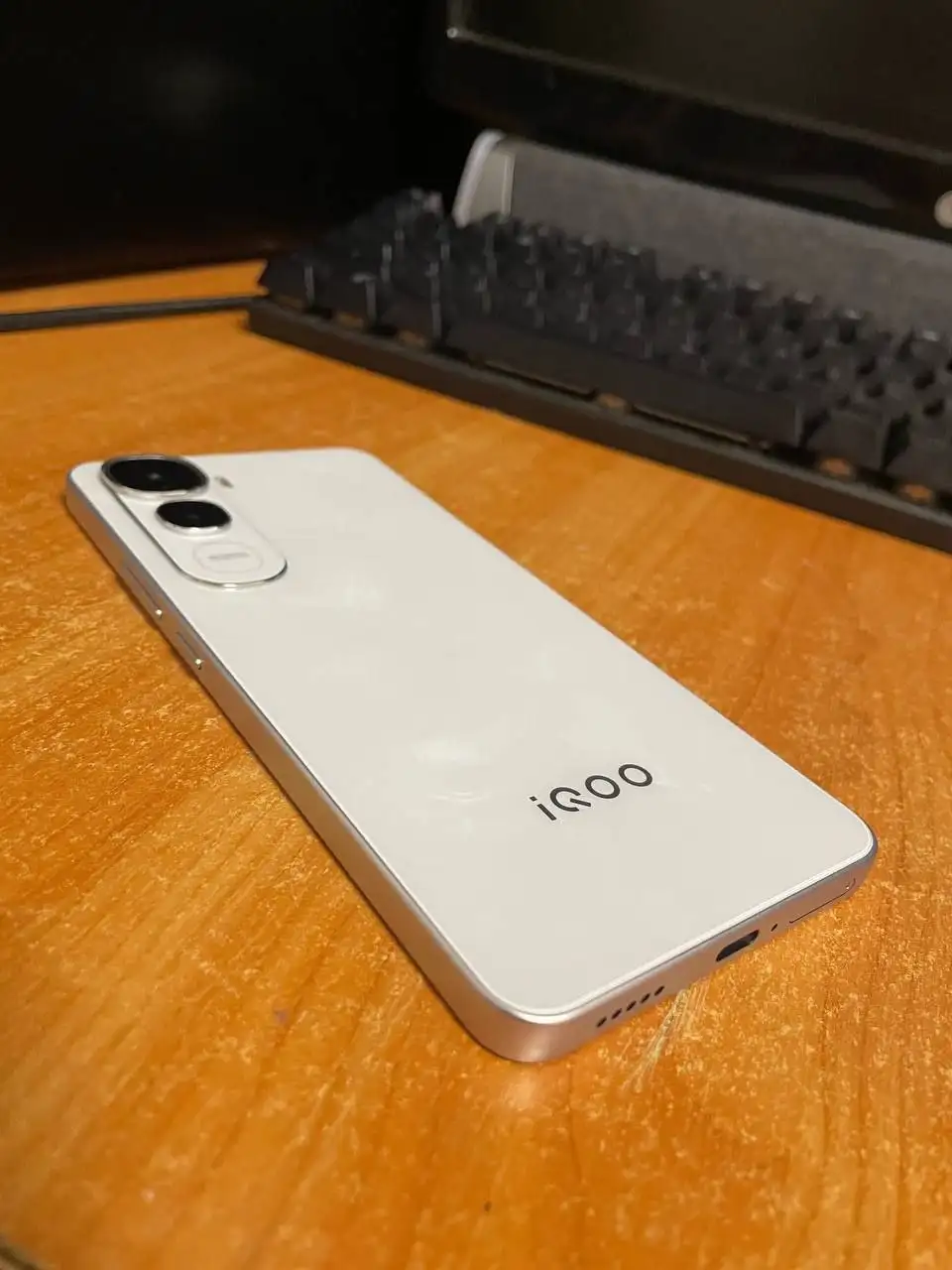 Продам смартфон iqoo z10 lite в идеальном состоянии - Смартфоны (Электроника) в Чебоксары