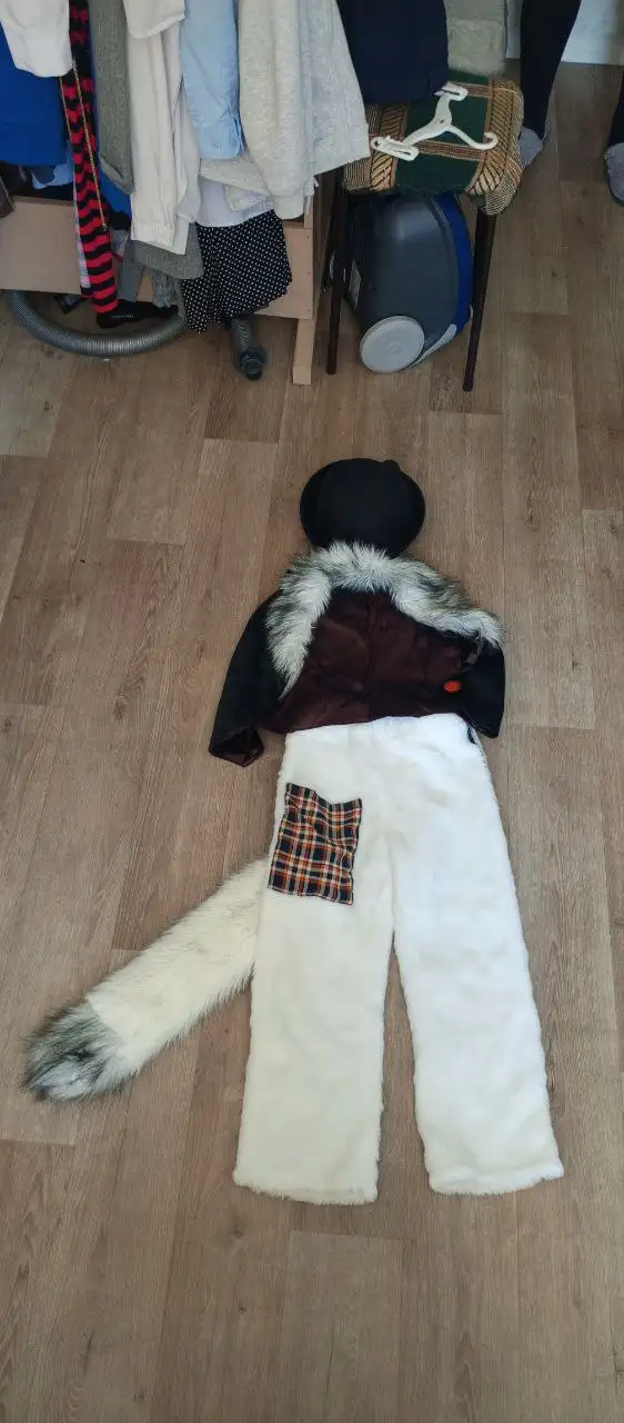 Продам костюмы - Одежда в Чебоксары