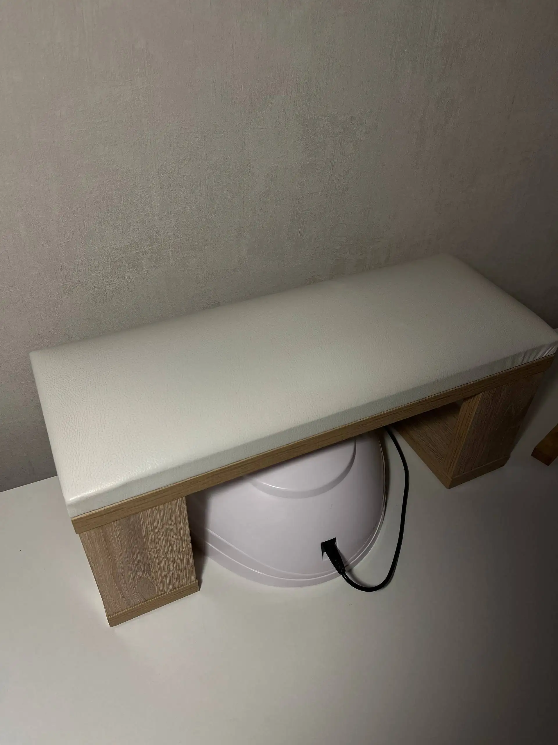 Продажа маникюрной подставки для рук - Барахолка в Чебоксары