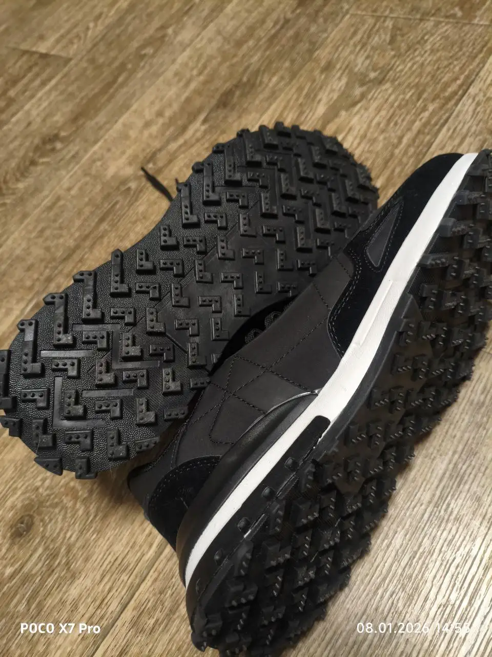 Кроссовки новые демисезонные 42 размер - Кроссовки (Одежда) в Чебоксары