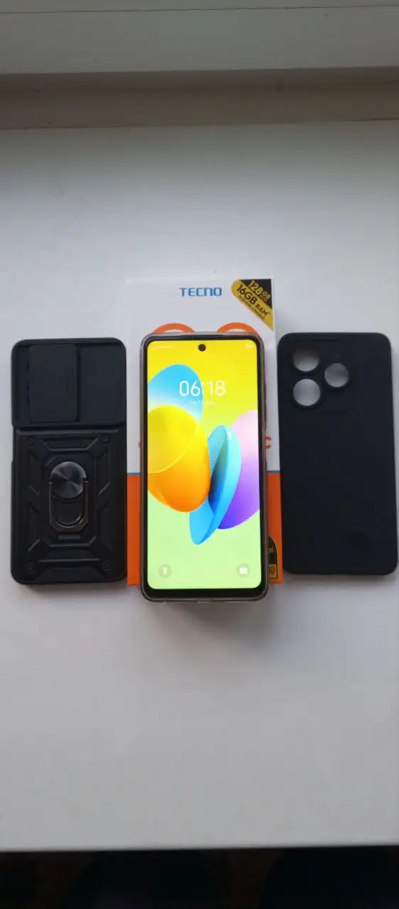 Смартфон 8/128 ГБ с чехлами - Смартфоны (Электроника) в Чебоксары