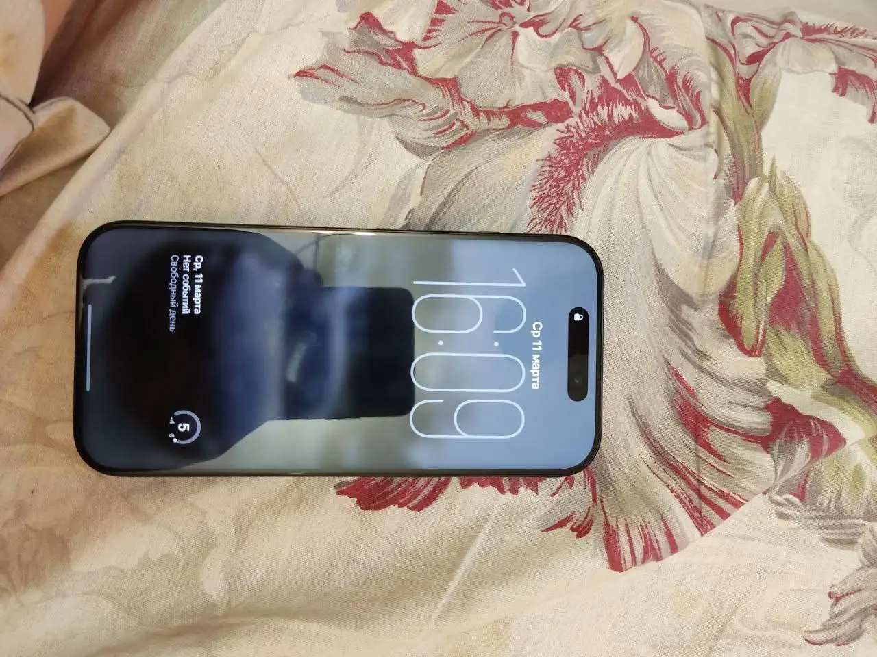 iPhone 16 Pro 128 ГБ eSIM версия в идеальном состоянии - Смартфоны (Электроника) в Чебоксары