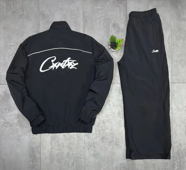 Продажа спортивных товаров - Спортивная одежда в Чебоксары