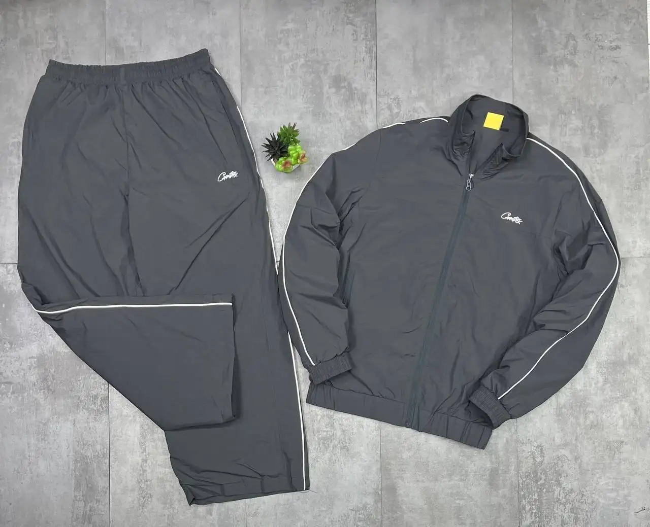 Продажа спортивных товаров - Спортивная одежда (Одежда) в Чебоксары