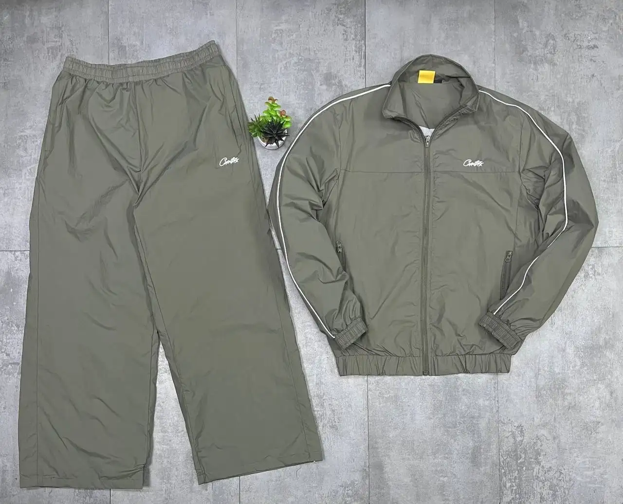 Продажа спортивных товаров - Спортивная одежда (Одежда) в Чебоксары