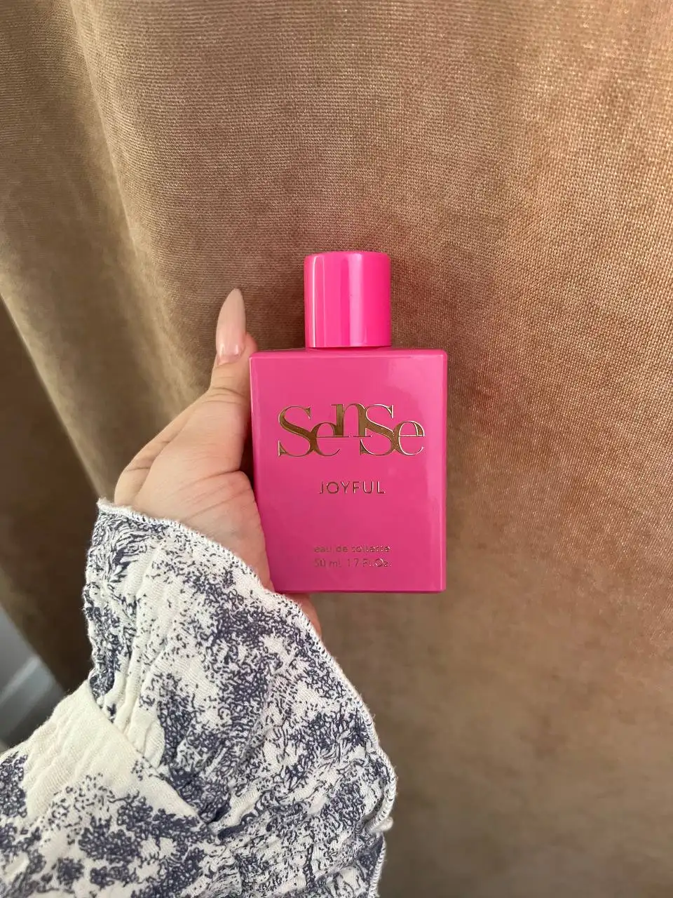 Продам духи - Парфюмерия (Барахолка) в Чебоксары