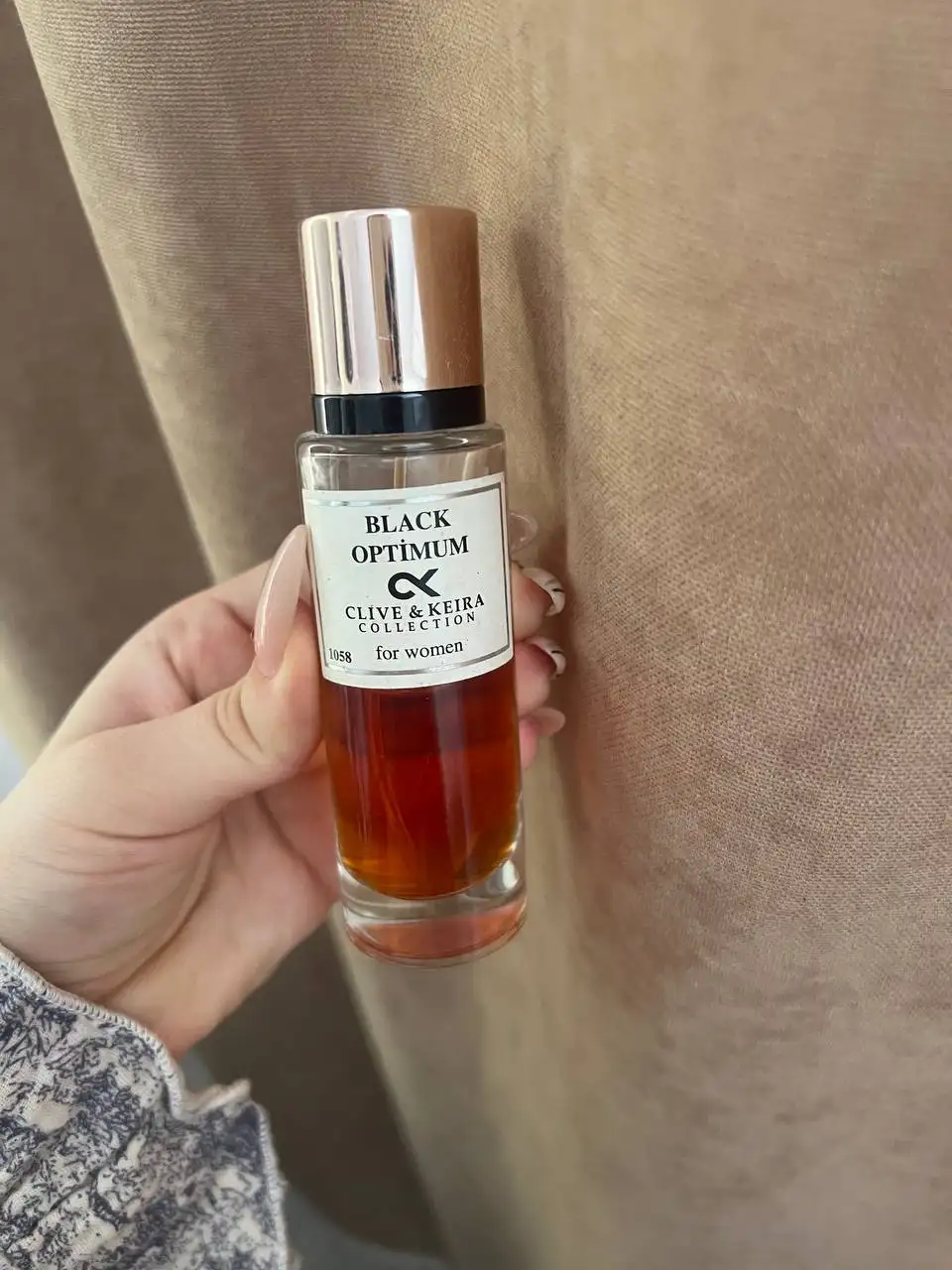 Продам духи - Парфюмерия (Барахолка) в Чебоксары