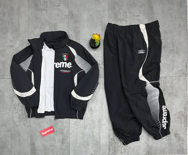 Продам спортивку Supreme - Спортивная одежда в Чебоксары