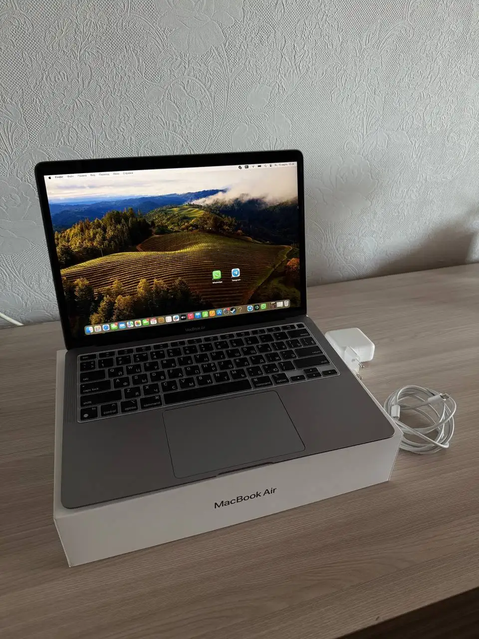 Продам MacBook Air 13 2020 M1 - Ноутбуки (Электроника) в Чебоксары