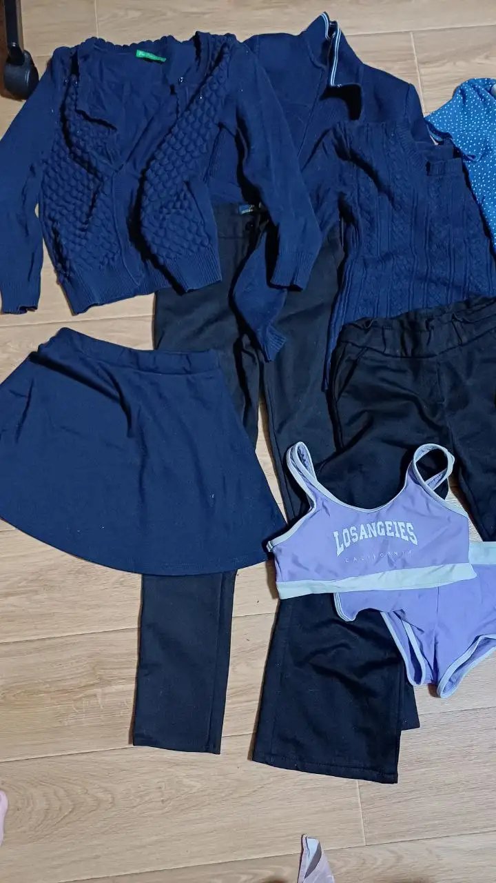 Детские и женские вещи отдам даром - Одежда (Барахолка) в Чебоксары