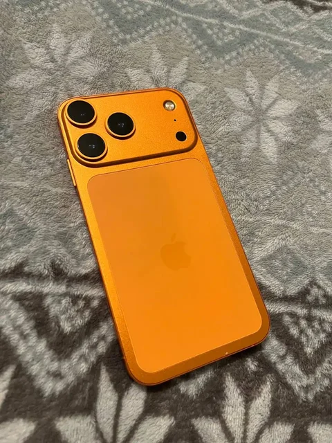 Смартфон в корпусе 17 без фейса - Игровые приставки в Чебоксары