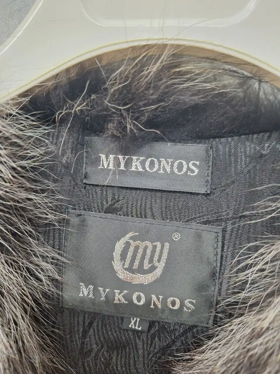 Жилетка из натурального меха размер 42-44-46