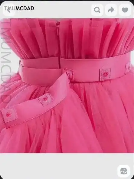 Платье для принцессы со шлейфом на кнопках