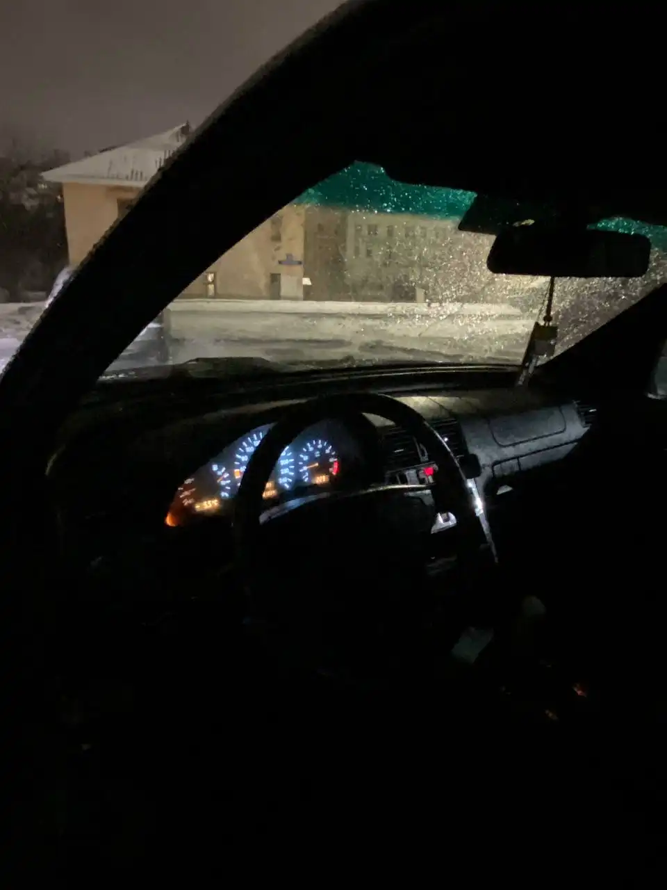 Продам Mercedes W202 C180