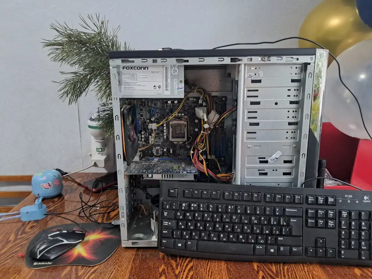 Продажа компьютерных аксессуаров (мышка, коврик, клавиатура)