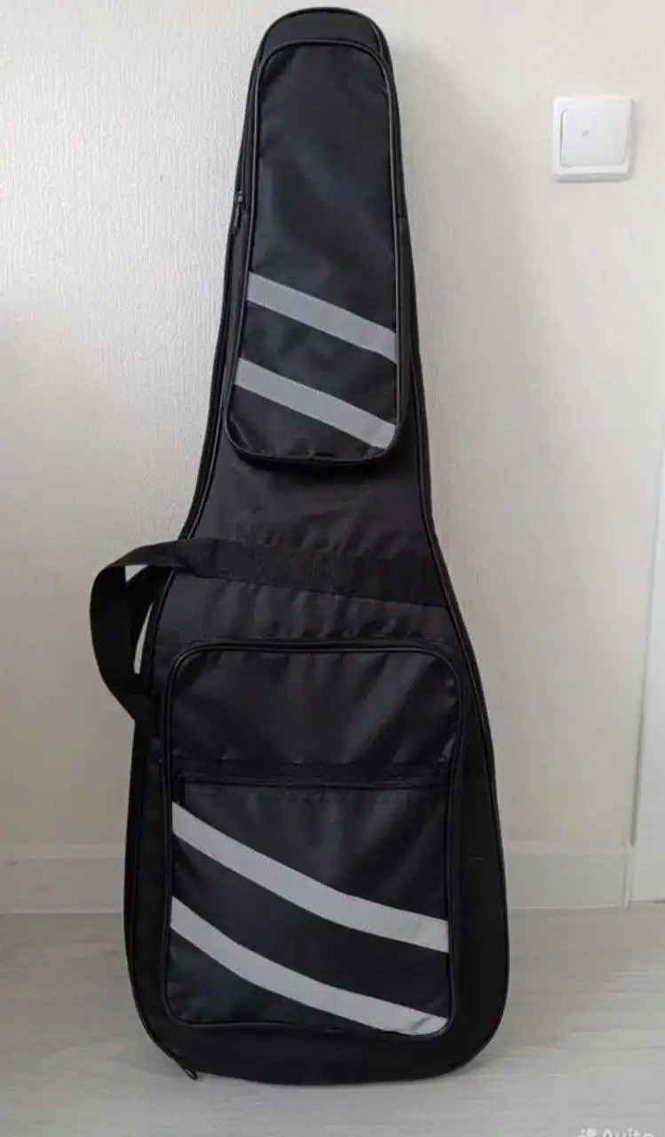 Электрогитара с чехлом и комбо усилителем - Музыкальные инструменты (Хобби и отдых) в Уфа