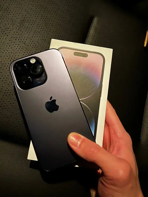 Продам iPhone 14 Pro 256гб в хорошем состоянии - Повербанки в Уфа